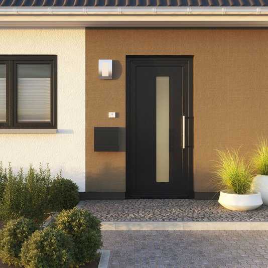 Inklusivausstattung-Haustuer-ohne-Seitenteil-Aussen